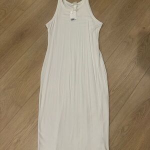 Casual White Sleeveless Dress